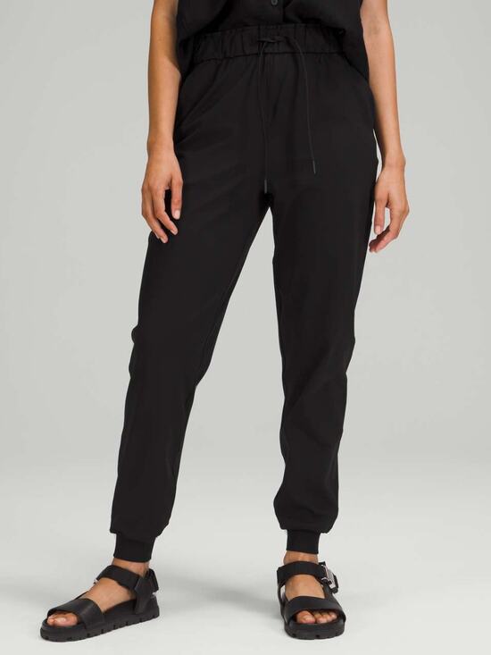 lululemon athletica Pants - LULULEMON Stretch High-Rise Jogger Size 6 Black